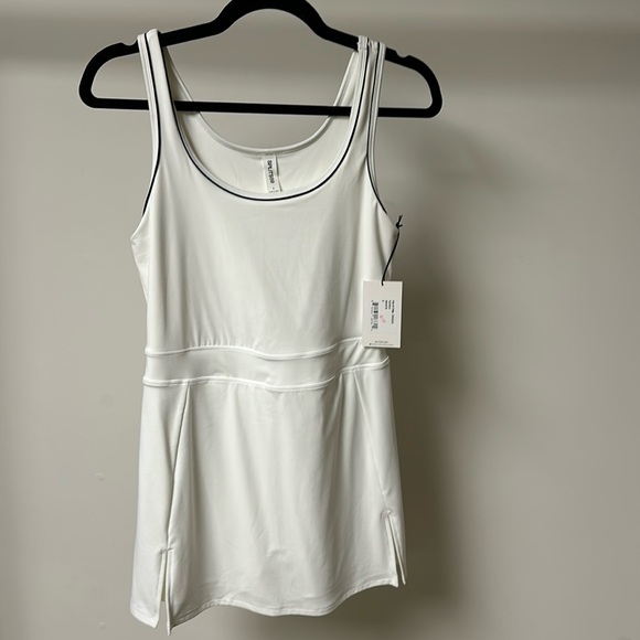 Splits59 martina dress with piping white/black - Picture 1 of 2